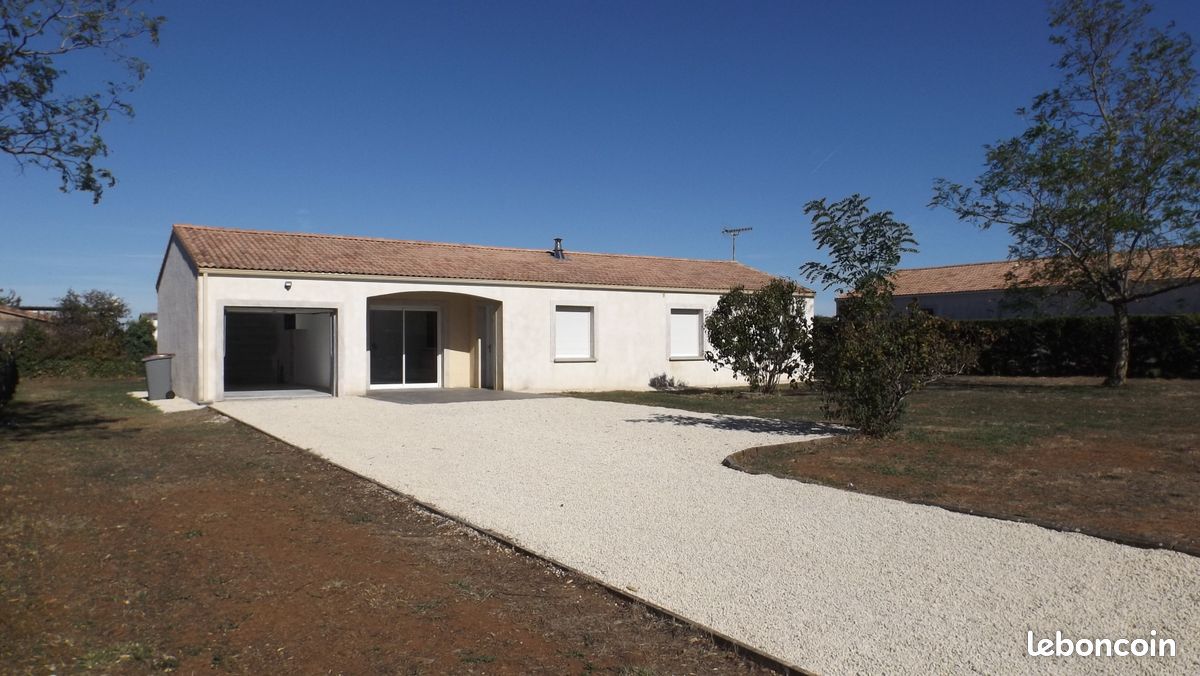 Maison 5 pièces 88 m² · à Aigondigné · 88 m² · 169 000 €