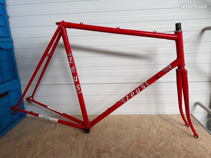 Cadre course B Carré vintage rouge - Collection