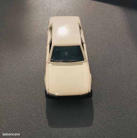 Die Cast " Peugeot 505 " SOLIDO Échelle 1/43 (N.1312