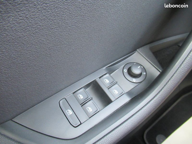 Skoda SUPERB COMBI 2.0 TDI 150CH SCR BUSINESS DSG7 (image 17)