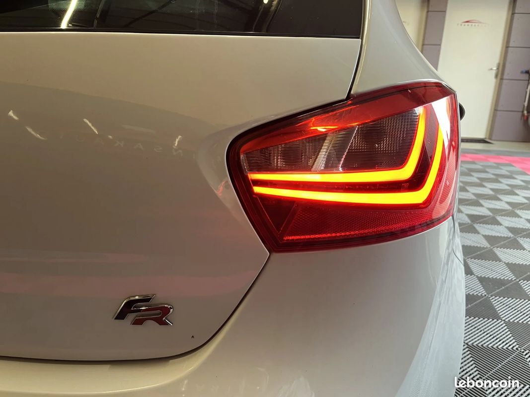 SEAT IBIZA 1.0 TSI 110 FR - CUIR ALCANTARA - TOIT OUVRANT - GPS - CLIM Auto - (image 41)