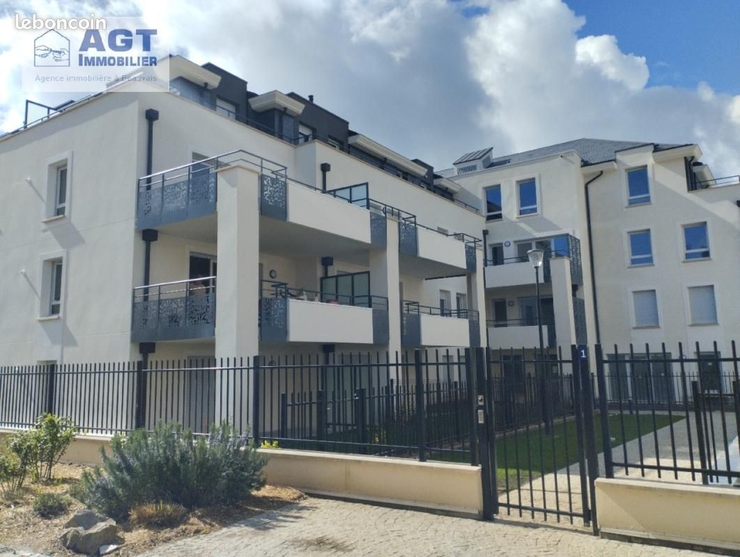 Garage/box Beauvais · 83 €