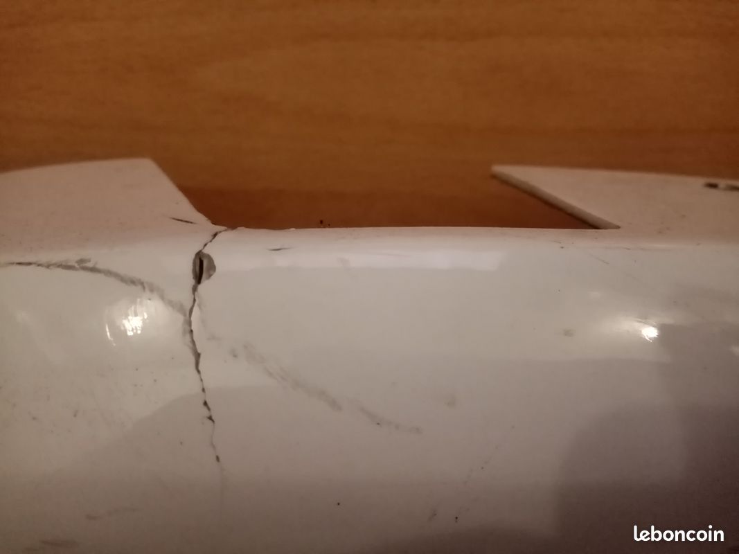 Carénage latéral gauche yamaha 125 xmax (image 2)
