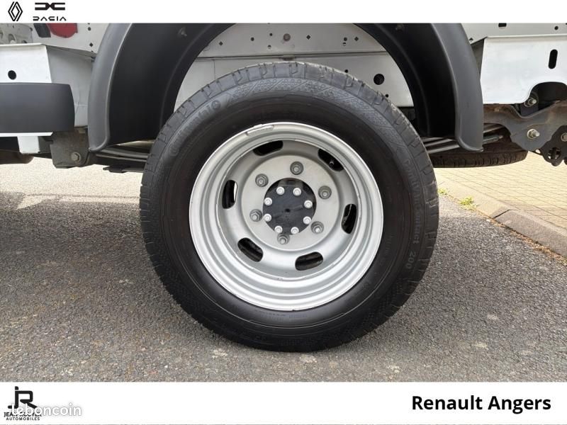 Renault Master CCb RJ3500 L2 2.3 Blue dCi PAF AR court 130ch Confort 29570 HT (image 22)