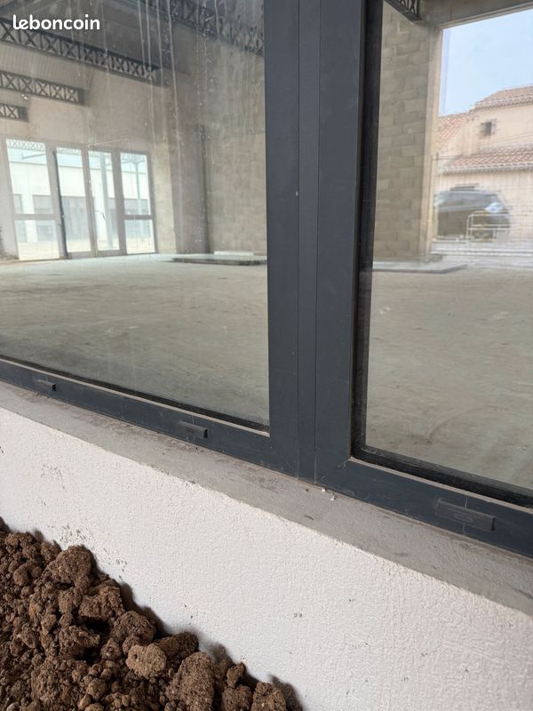 Grande baie vitrée fixe aluminium anthracite – 5 m x 2,17 m – 3 modules déjà démontés – double vitrage (image 4)