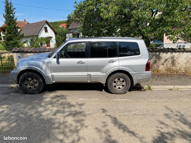 Mitsubishi Pajero 2003