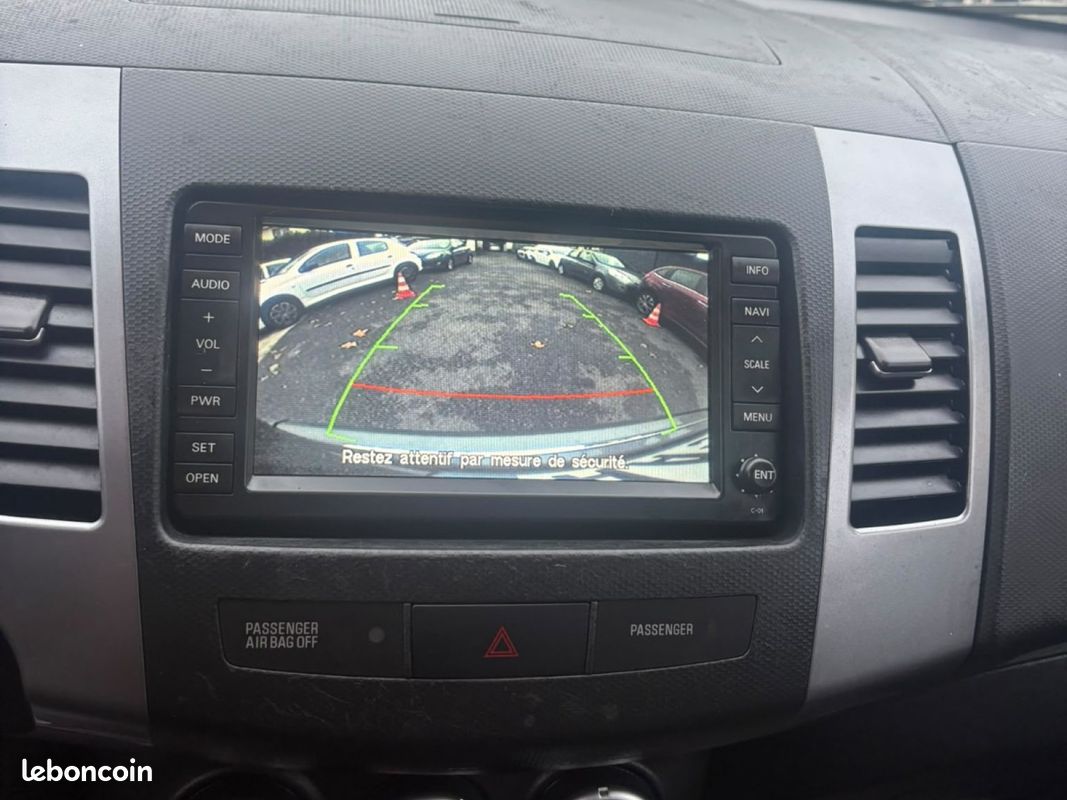 CITROEN C-CROSSER HDi 160 FAP Exclusive (image 7)