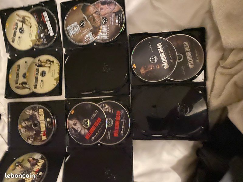 The Walking dead dvd (image 3)