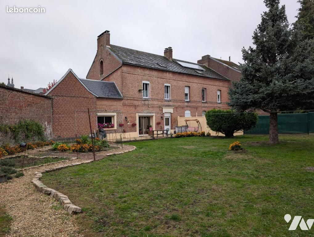 Maison 6 pièces 165 m² · au Cateau-Cambrésis · 165 m² · 150 200 €