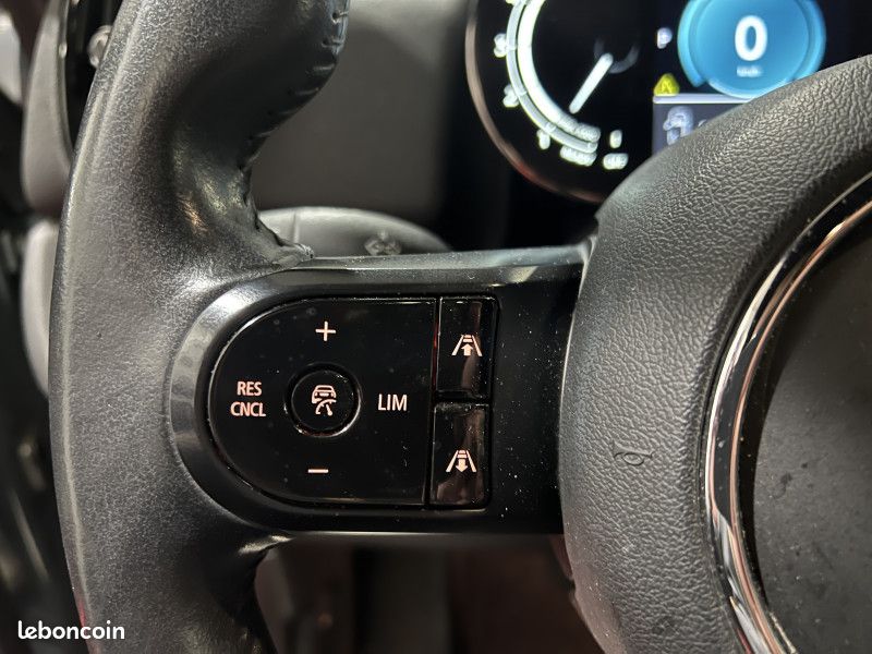 Mini COUNTRYMAN COOPER D 150CH BUSINESS DESIGN ALL4 BVA8 (image 9)