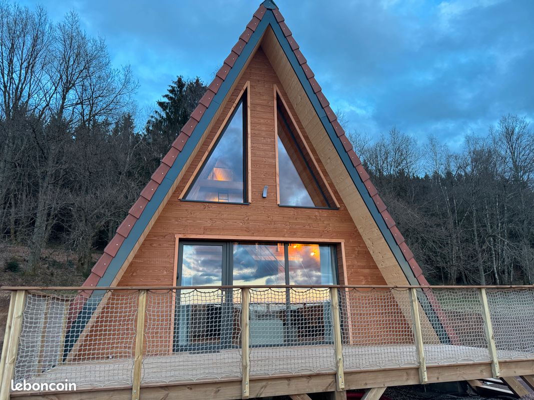 Chalet (image 1)