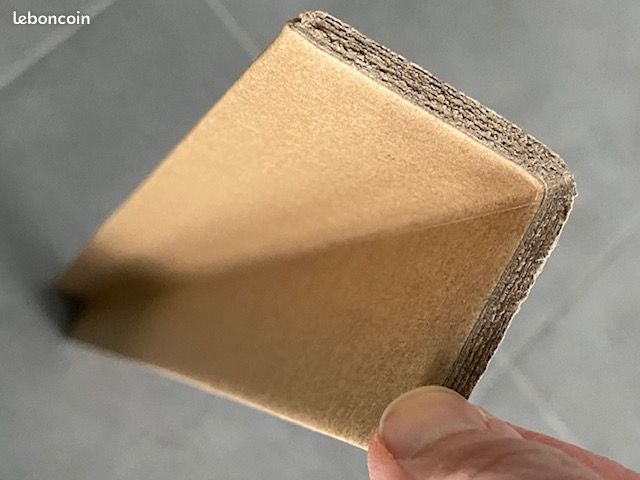 Cornières en carton 90 cm de long (largeur 50 mm x 50 mm) (image 3)