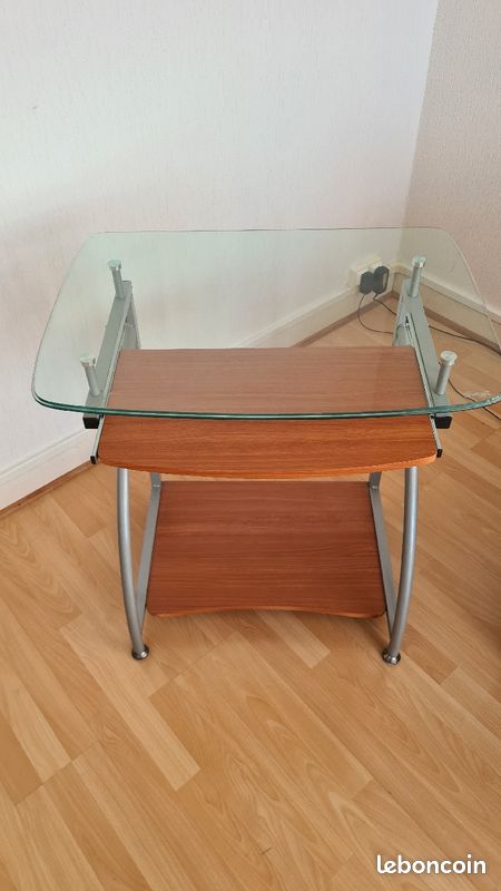 Bureau verre et bois (image 1)