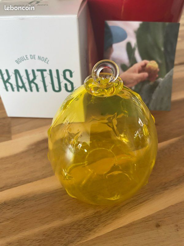 Kaktus, la 35ème boule de Noël du centre international d’art Kaktus, la 35ème boule de Noël du centre international d’art