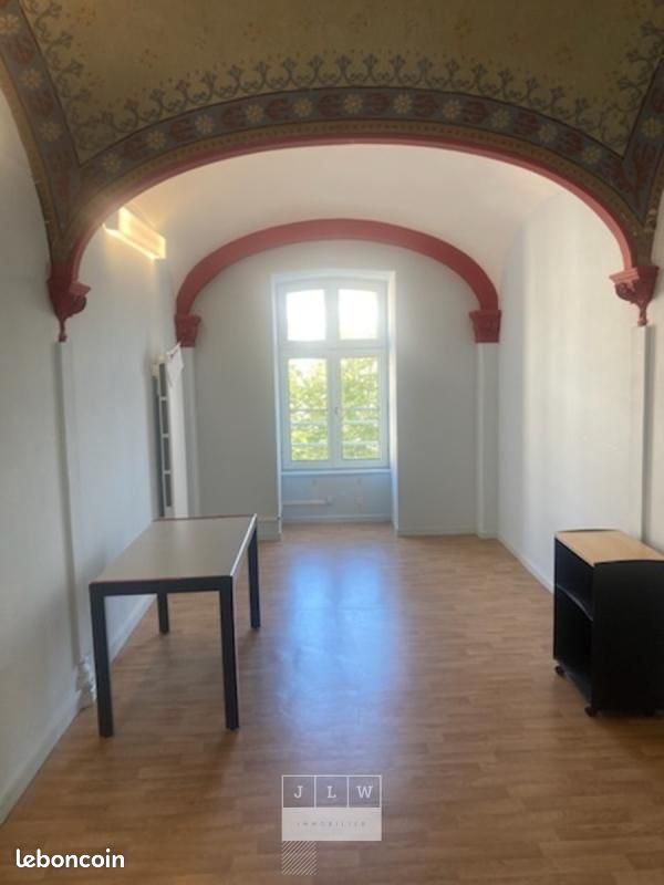 Bureaux 74 m² (image 1)