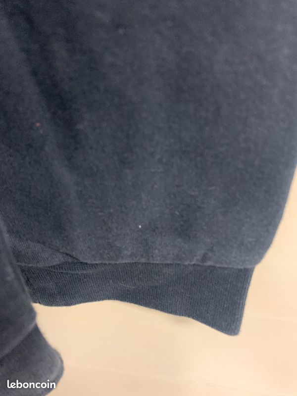 Sweat 3 pommes (11-12A) (image 4)