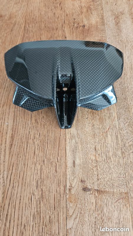 Saute vent carbone 890 duke (image 1)