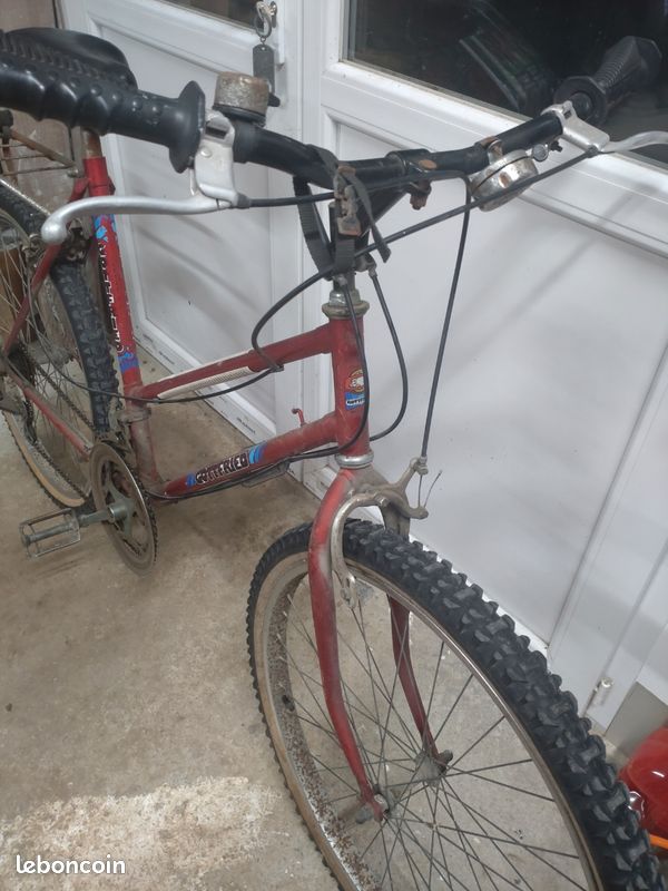 Vélo vtc (image 1)