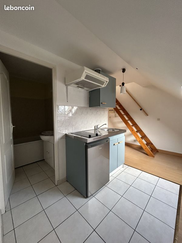 Appartement 1 pièce 25 m² · à Lille · 25 m² · 423 €