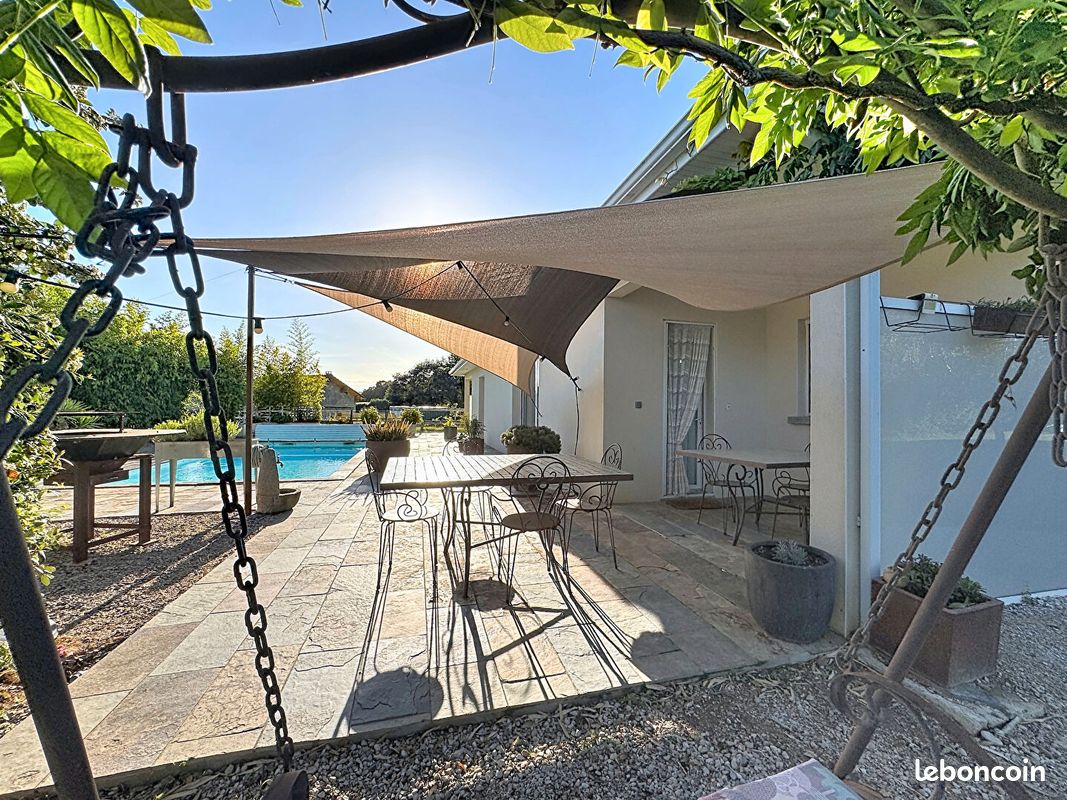 Maison 5 pièces 163 m² · à Beaurepaire · 163 m² · 399 900 €
