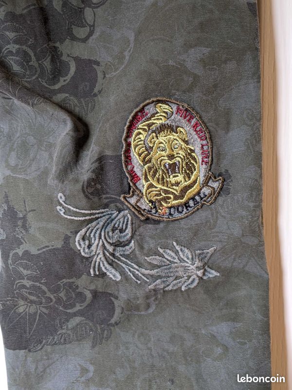 Pantalon Kaporal brodé quasi neuf (image 3)