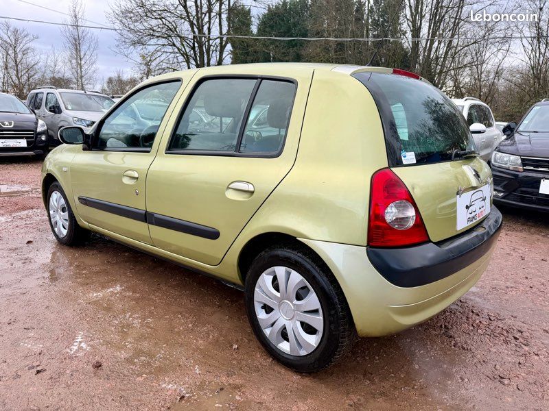 Renault clio 2 1.5l dci 80cv finition privilège 218.000kms 04/2004 clim auto regulateur (image 4)