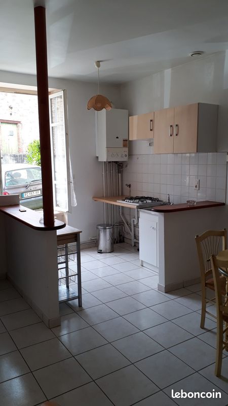Appartement 1 pièce 33 m² · à Panissières · 33 m² · 350 €/mois