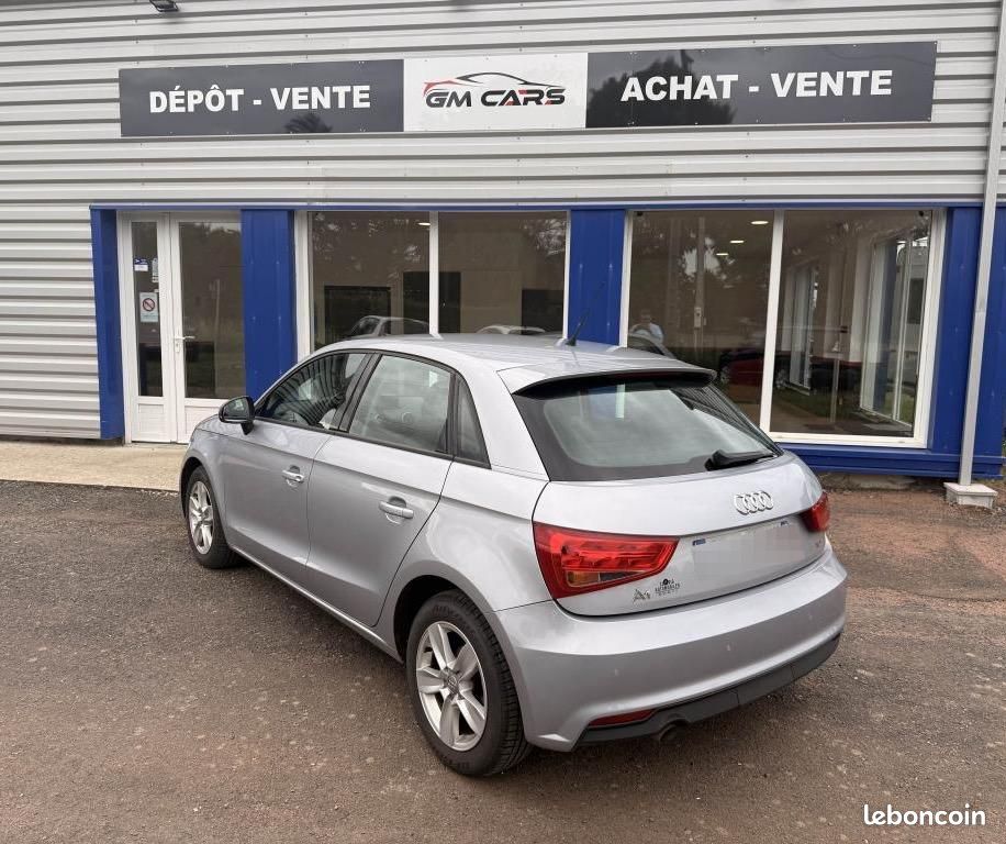 AUDI A1 Sportback 1.6 TDi - 116 - BV S-Tronic Ambiente (image 3)