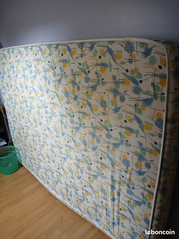 Matelas + sommier (image 1)