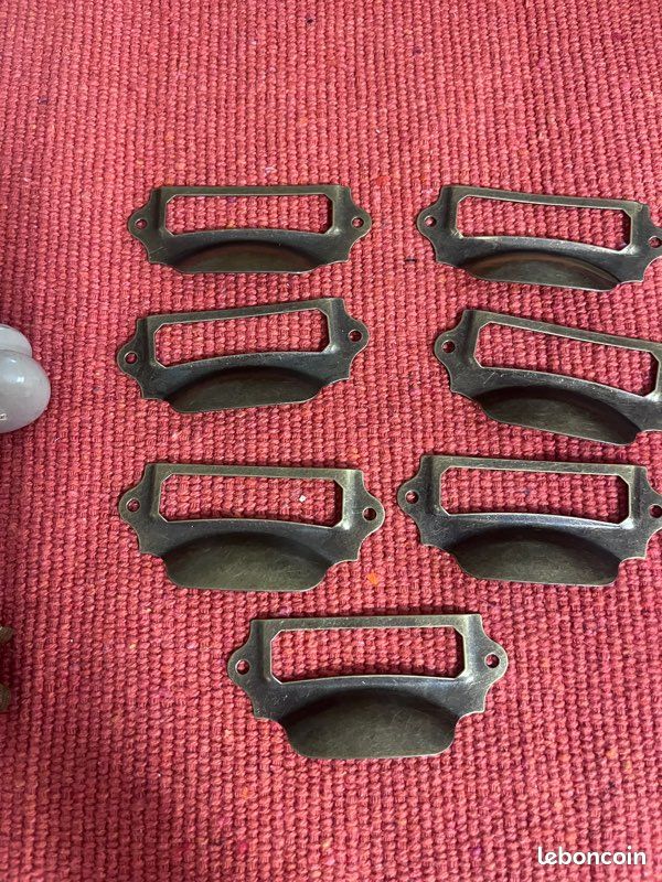 Quincaillerie d'ameublement, boutons de meuble et pièces électriques anciennes, idéal pour relooking de meubles, restauration ou décoration style industriel/brocante (image 11)
