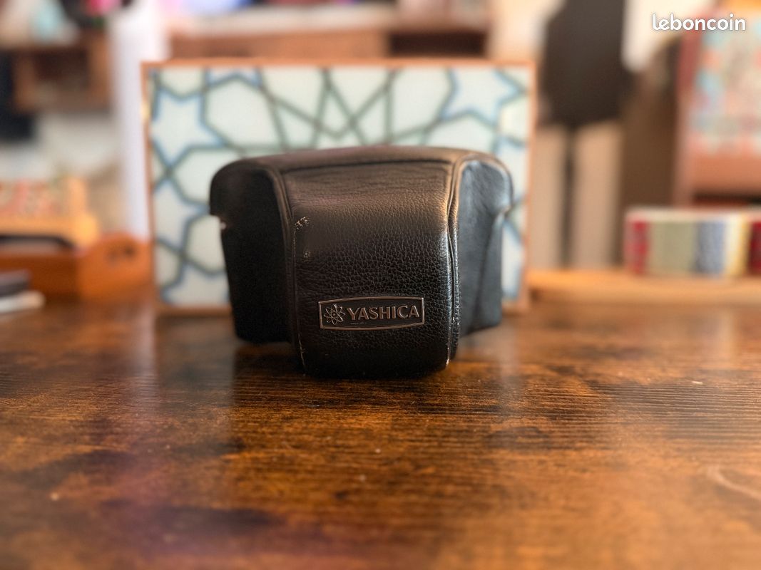 Yashica TL Electro X Noire (image 5)