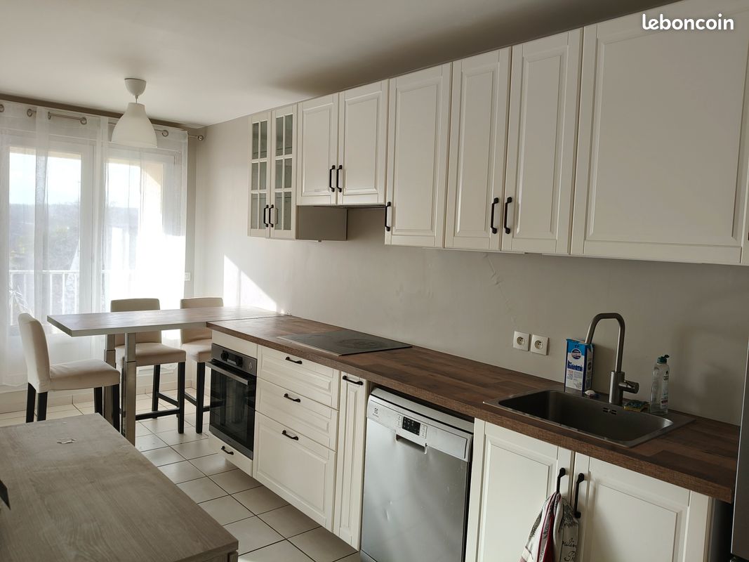 Appartement 3 pièce(s) 65 m²à louer Longjumeau