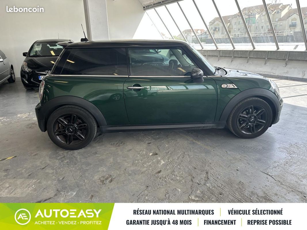 Mini Mini Cooper 2.0 SD 143 / Sièges chauffants / Régulateur (image 24)