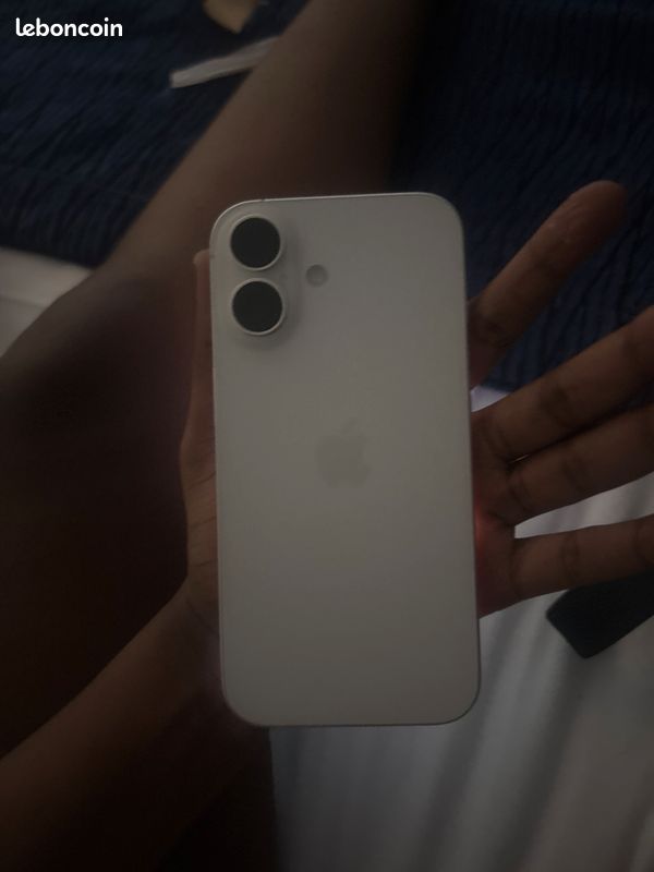 IPhone 16 à vendre (image 2)