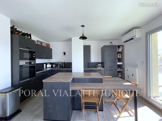 Appartement – Ambérieu-en-Bugey, Ain - Vue 3