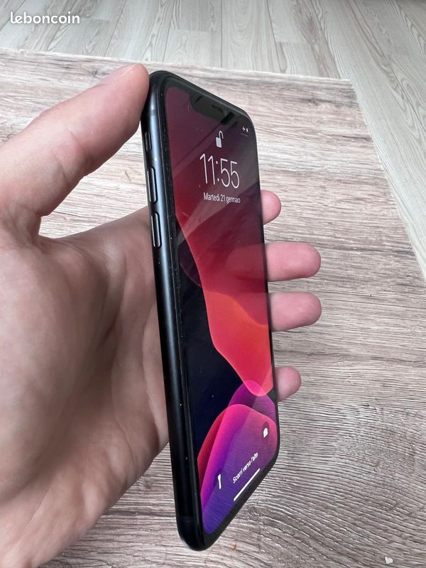 Iphone XR 128g (image 3)