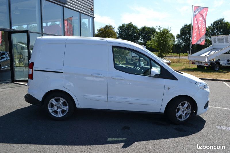 Ford TRANSIT COURIER 1.0E 100CH LIMITED (image 3)