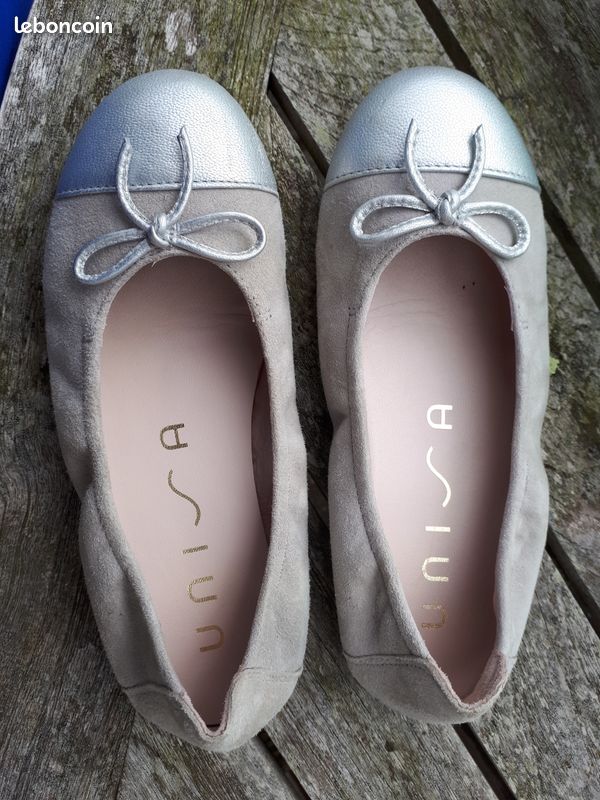 UNISA - Ballerines en peau 32 comme neuves (image 2)