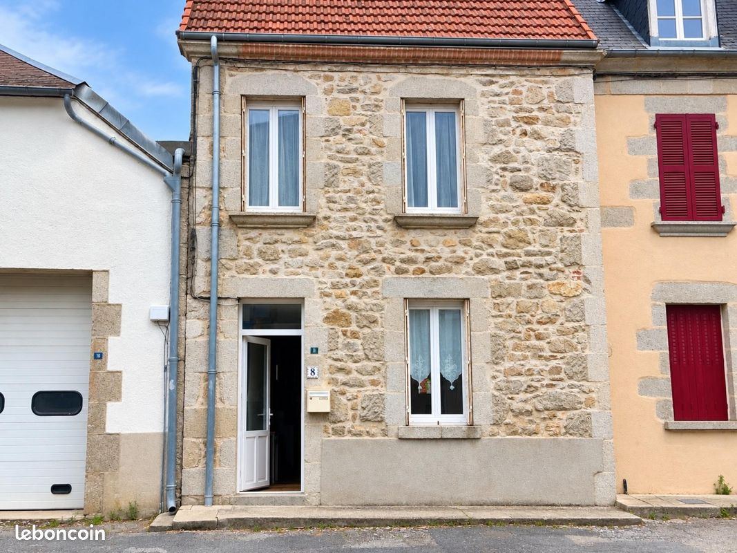 Maison 6 pièces 90 m² · à Chénérailles · 90 m² · 79 180 €