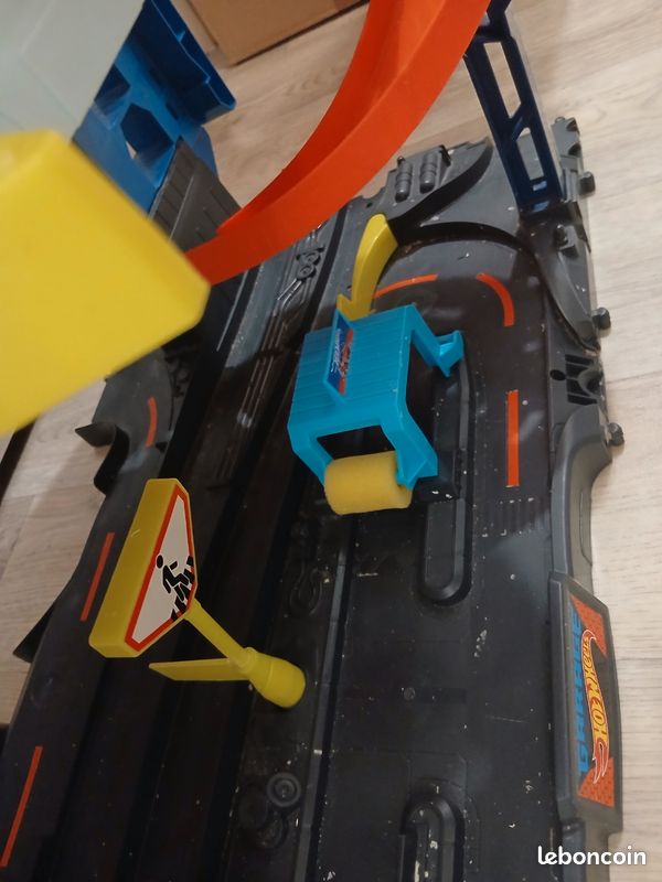 Garage hot wheels dragon (image 5)