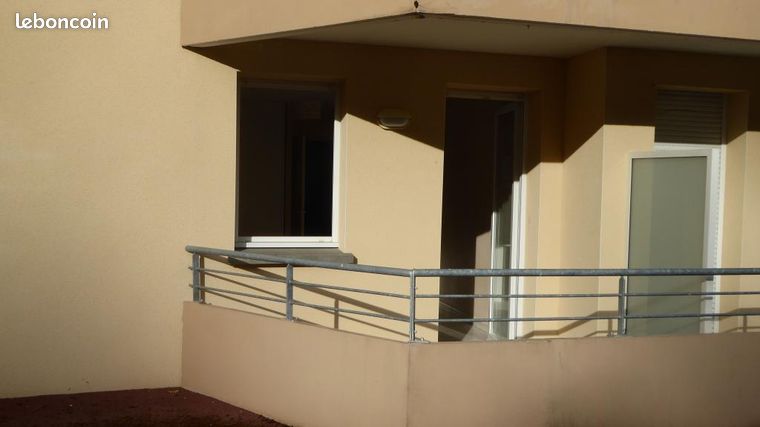 Studio 1 pièce 25 m²