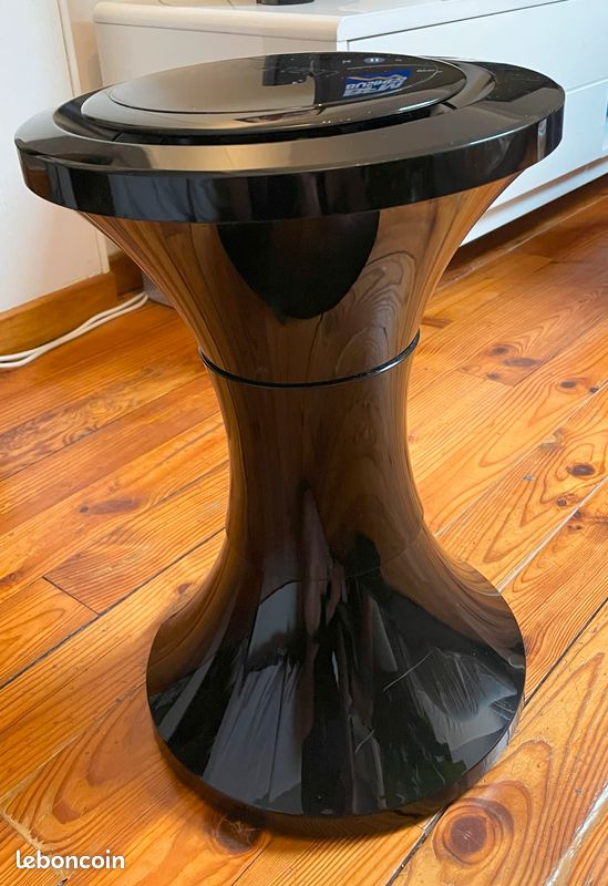 Tabouret Enceinte Audio Apple iTamtam par Branex Design et Eric Berthes (image 1)