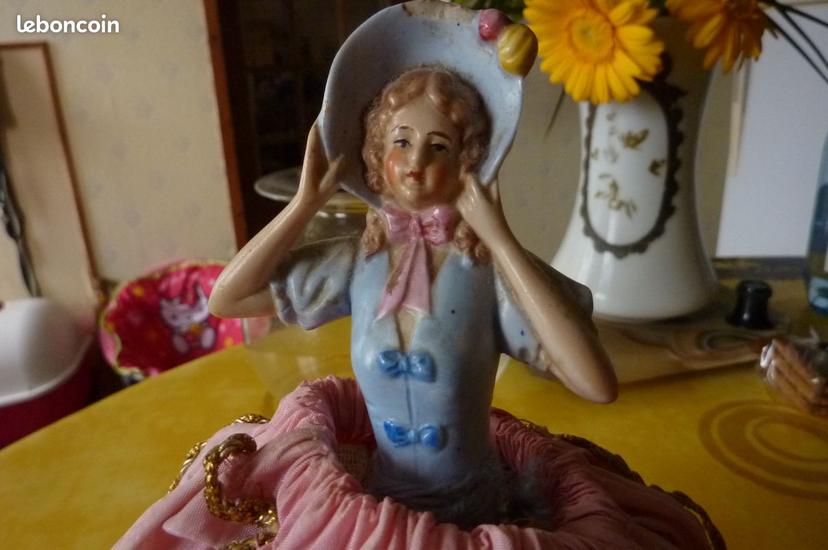 Ancienne 1/2 figurine monté sur boite (image 4)