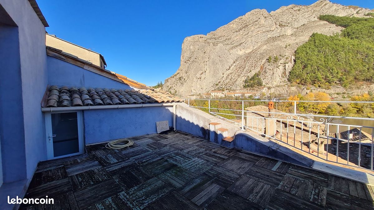 Maison 4 pièces 107 m² · à Sisteron · 107 m² · 730 €/mois