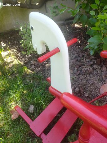 Jouet ancien cheval a bascule - Collection