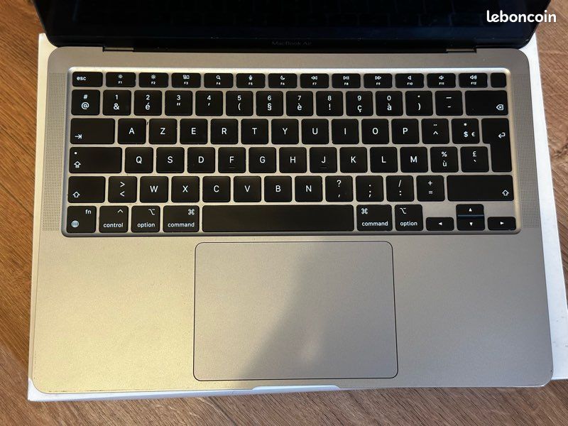 MacBook Air 13" M1 2020 – Écran HS (image 3)