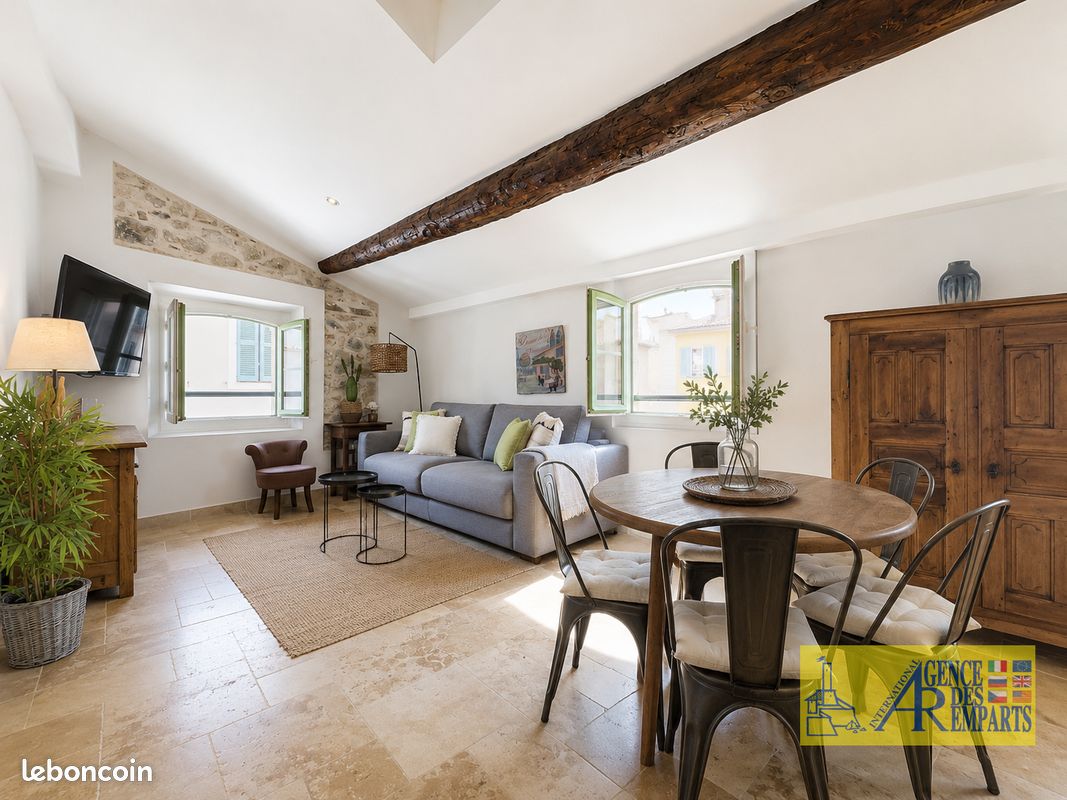 Appartement 2 pièces 33 m² · à Antibes · 33 m² · 349 000 €