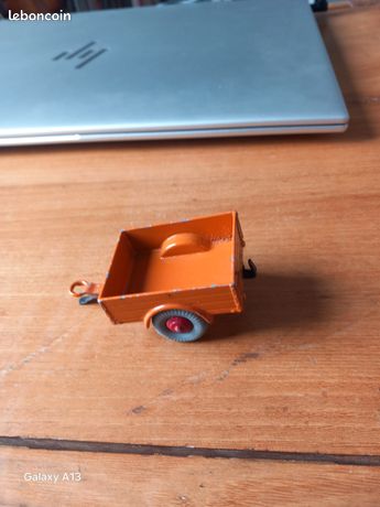 Dinky Toys GB n°341 remorque LAND-ROVER trailer jamais joué en boîte 1/43