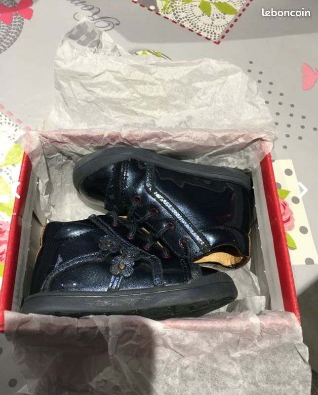 Chaussures taille 20 (image 3)