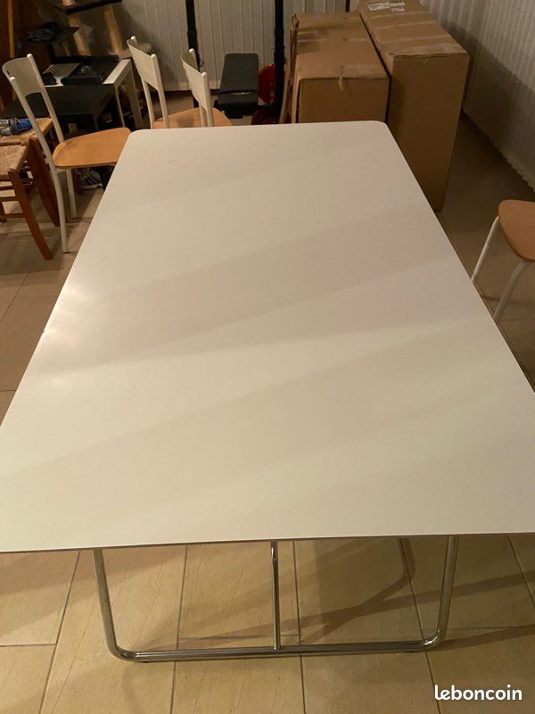 Table six personnes (image 3)